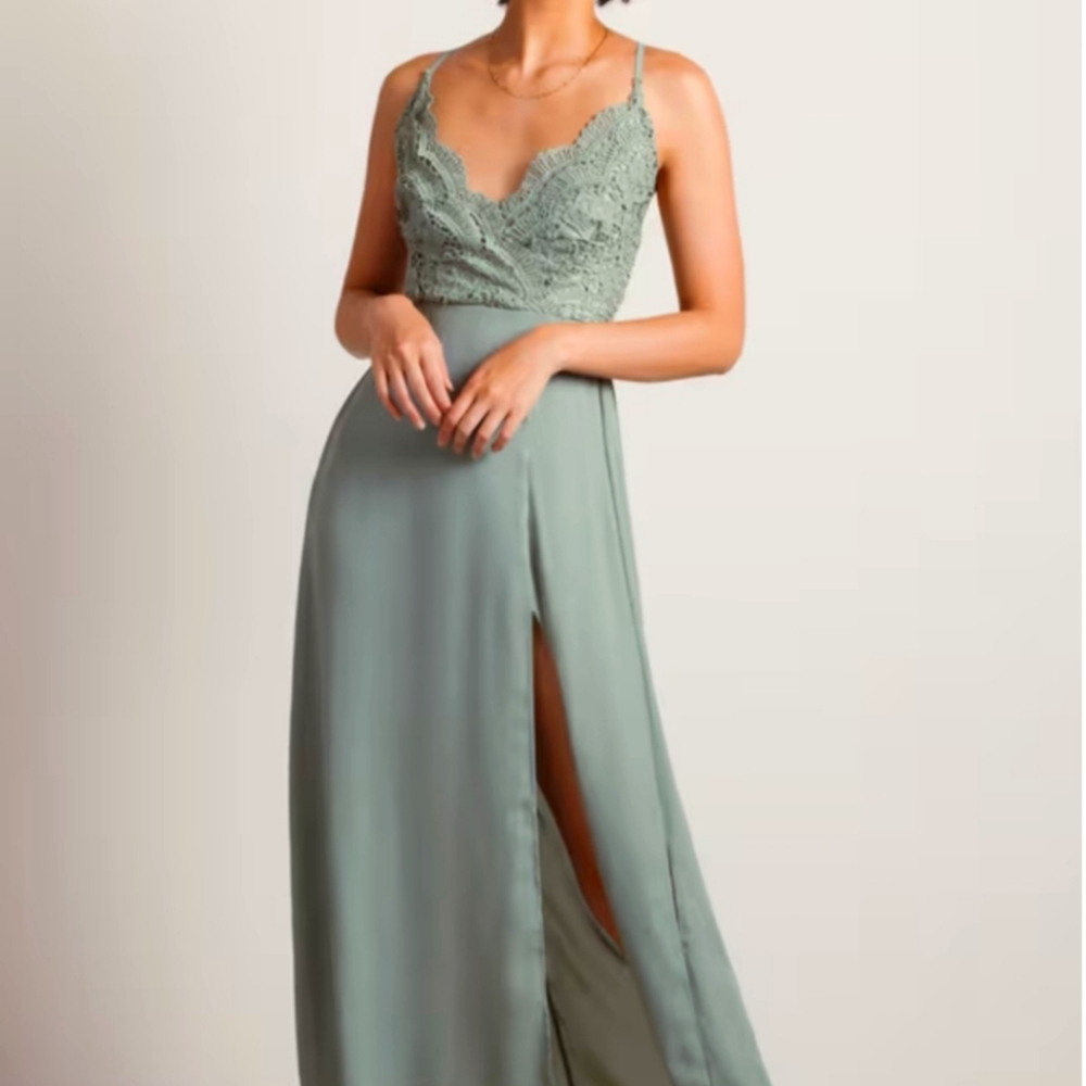 Saved By The Dress Summer Gown (Large)